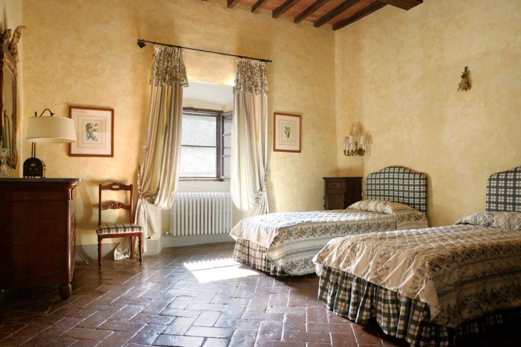 Badia A Coltibuono Wine Resort & Spa Gaiole in Chianti Room photo